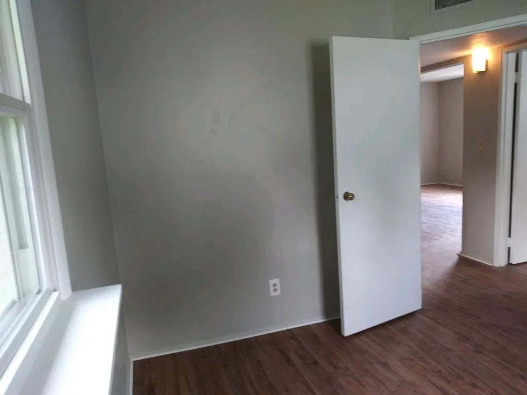 3 bed, 1.5 bath, 1100 sqft, $1,425 — Photo 4