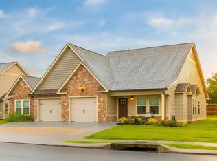 83 Morning Mist Dr, Rossville, GA 30741