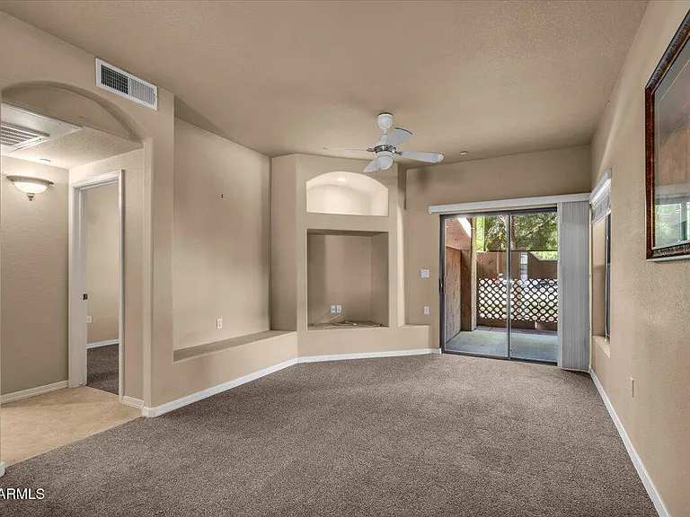 1351 N Pleasant Dr #1060 — Photo 8