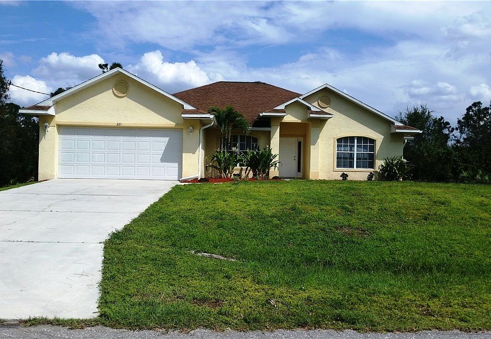 1st image of 221 Wanatah Ave