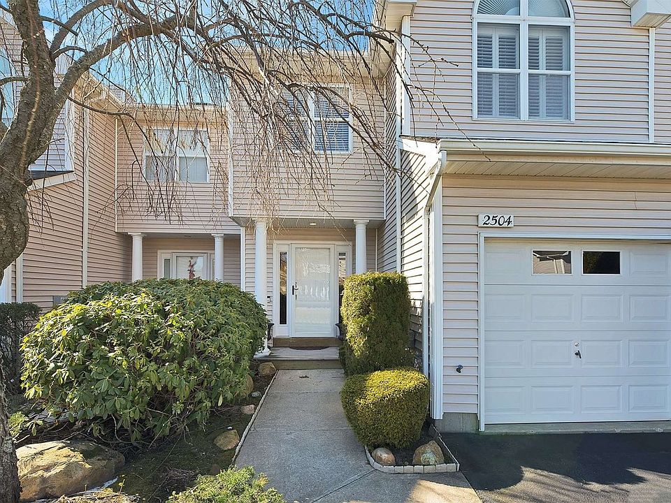 1st image of 2504 Willow Pond Dr #2504