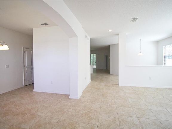 5th image of 5154 Sassari Ave