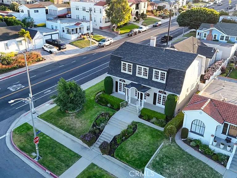 1239 S Patton Ave — Photo 44