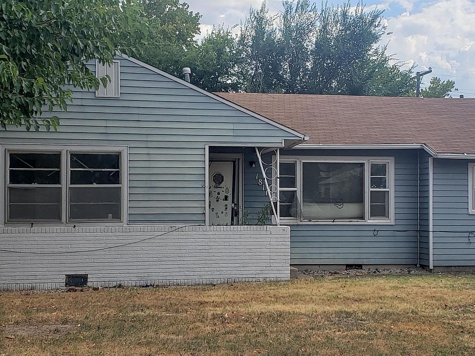 1st image of 1810 W Oak Ave