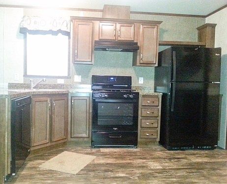 4th image of 168 Pine Dr S