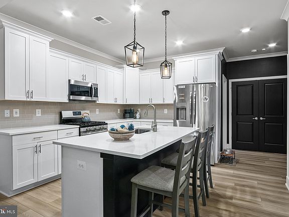 4th image of 26184 Milby Cir