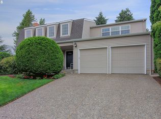 1435 Greentree Cir, Lake Oswego, OR 97034