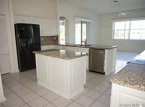 4th image of 1544 NW 179th Ave