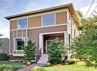 3278 40th Ave SW, Seattle, WA 98116