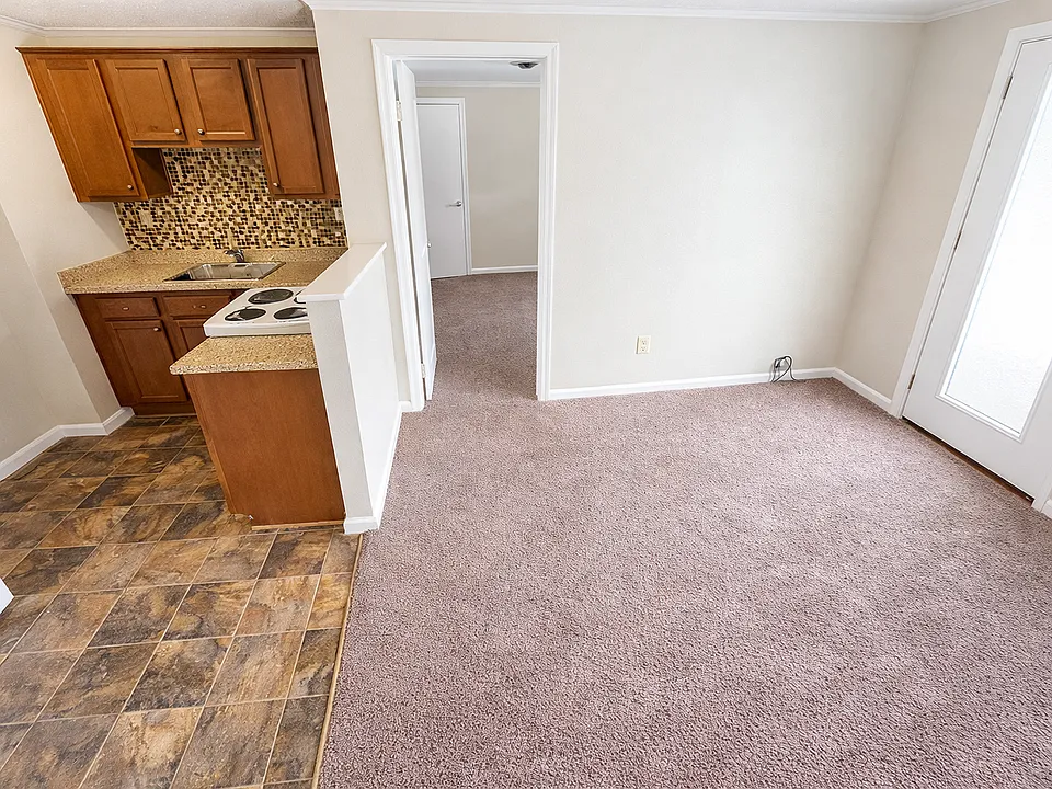 199 Rosemont Dr