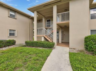 21 Lake Vista Trl APT 101, Port Saint Lucie, FL 34952