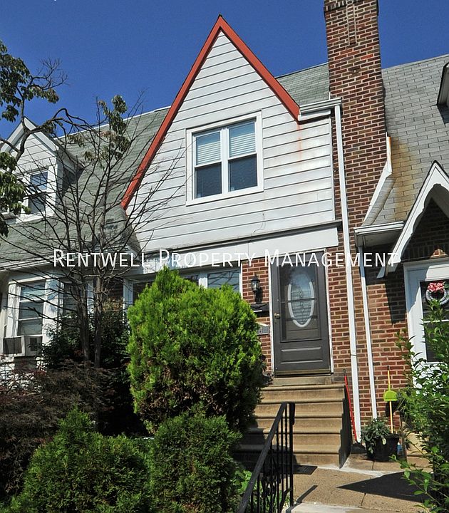 1st image of 114 N Cedar Ln