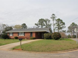 215 Pinehurst Dr, Enterprise, AL 36330
