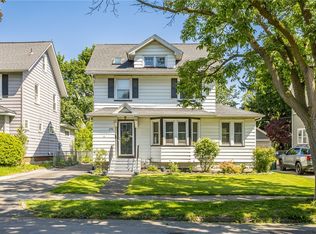 170 Dalkeith Rd, Rochester, NY 14609