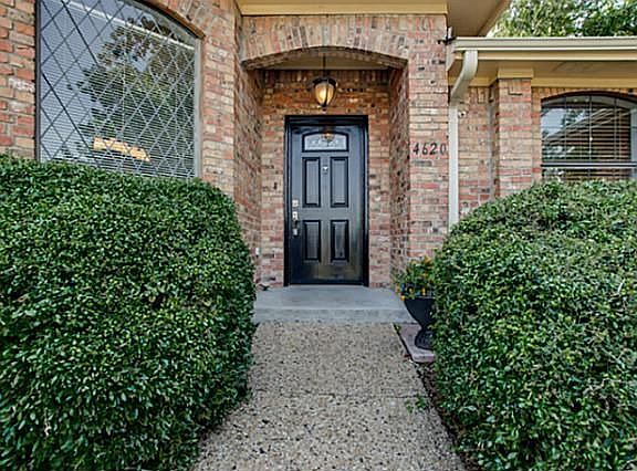 4th image of 4620 Meadowview Dr