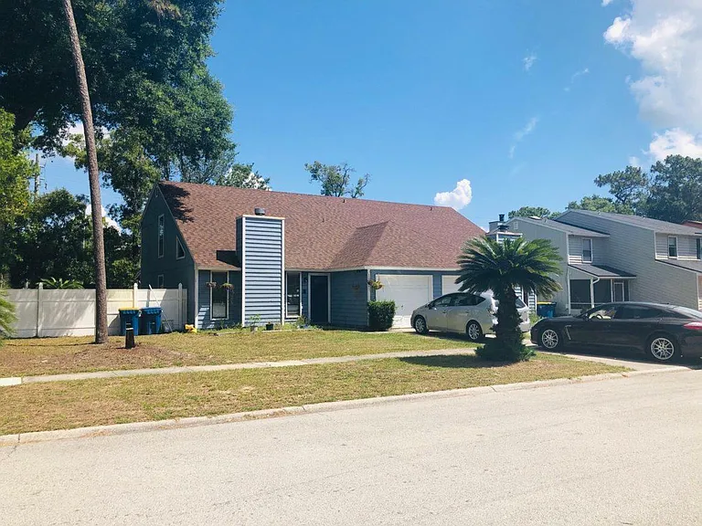 11445 Fort Caroline Lakes Dr N — Photo 9
