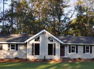 204 Eastwood Dr, Wallace, NC 28466