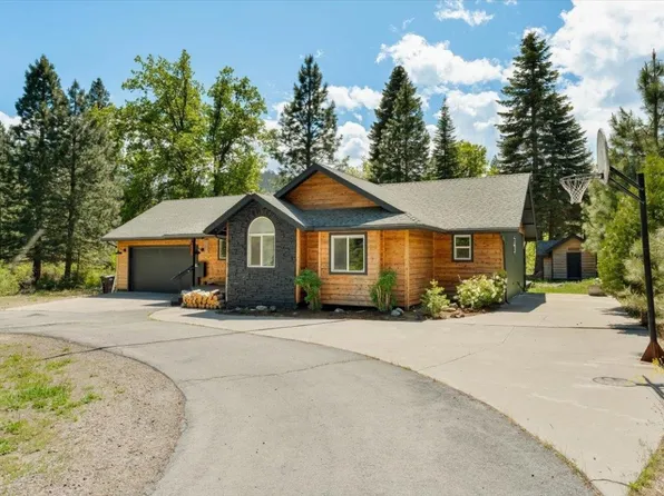 4113 N Old Stage Rd, Mount Shasta, CA 96067
