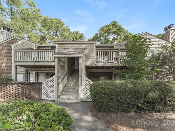 1600 Sharon Rd W APT 11, Charlotte, NC 28210