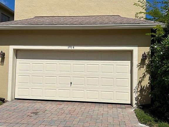 2nd image of 1914 SE Niceville Dr