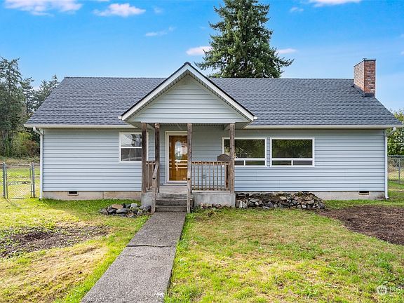 4th image of 10512 48TH Avenue E