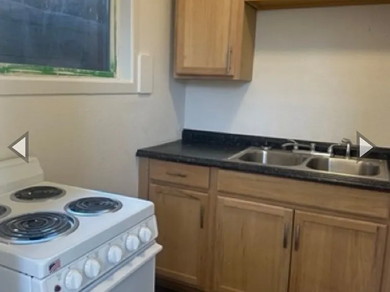 2623 E Boone Ave — Photo 2
