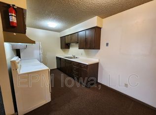 1211 Langley Rd APT 3, Waterloo, IA 50702