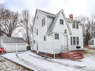 48 Surrey Rd, Rochester, NY 14616