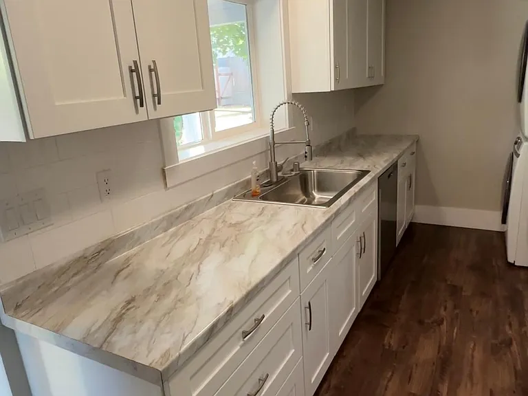 122 Olympic Ave — Photo 5