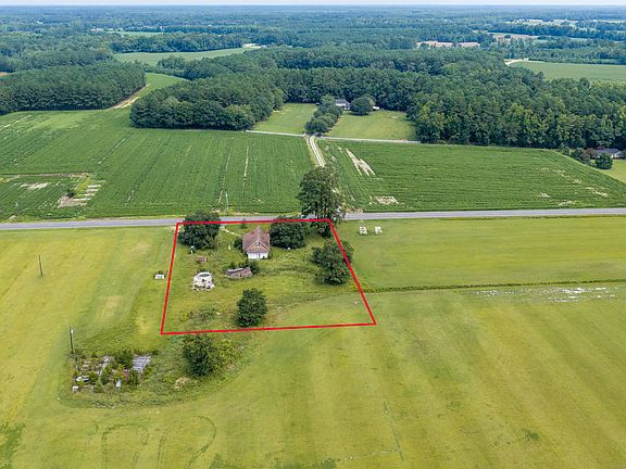 3rd image of 1828 Green Sea Rd.
