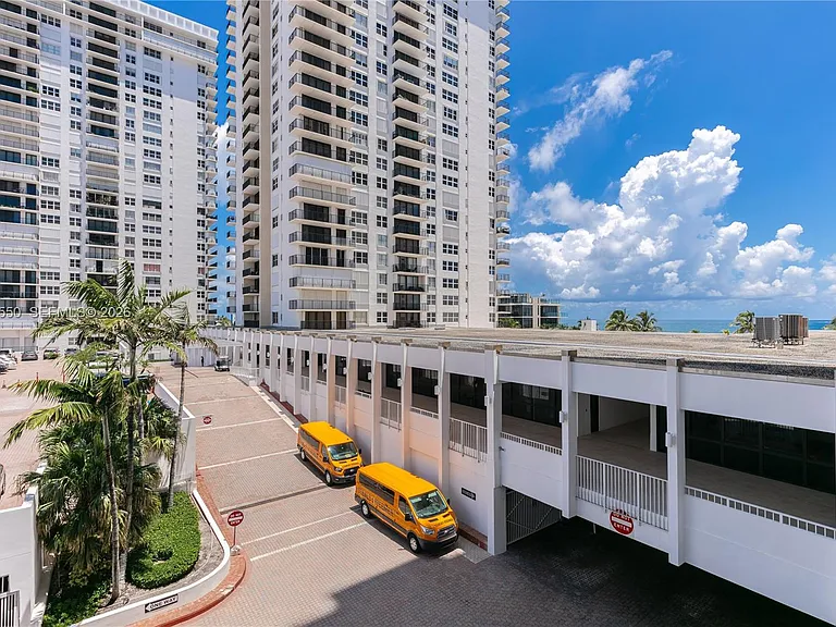 2401 S Ocean Dr #404 — Photo 25