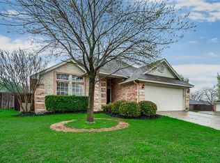500 Fairhaven Ct, Burleson, TX 76028