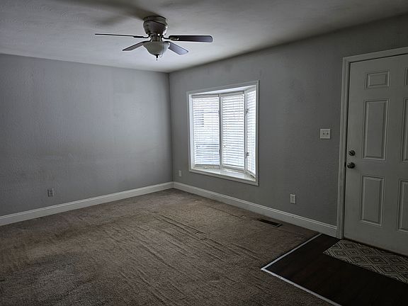 3rd image of 2030 Moyer Ave