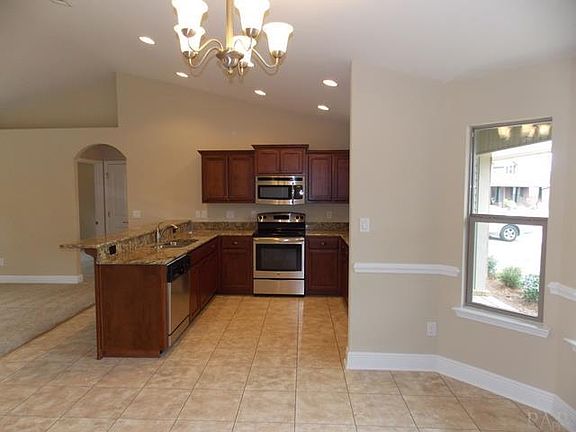 4th image of 1957 Larkspur Cir