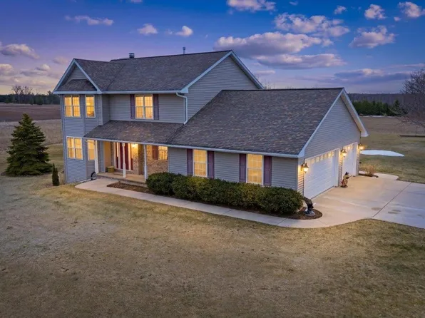 5772 Blahnik Rd, Denmark, WI 54208