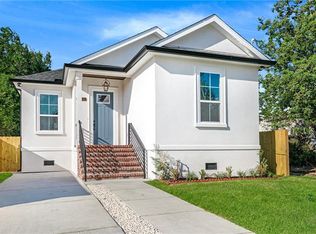 2219 Pressburg St, New Orleans, LA 70122