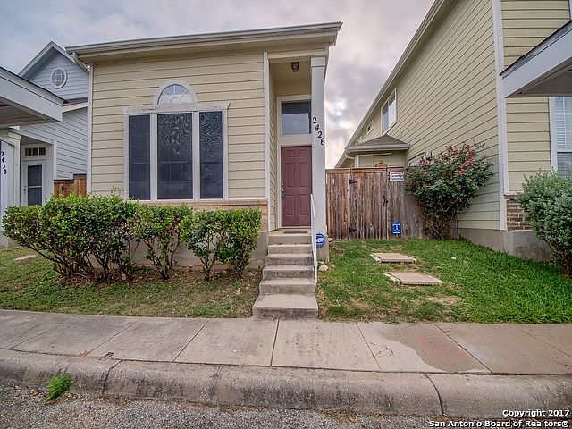 1st image of 2426 Crown Holw