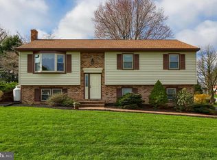 2334 Sue Ann Dr, Lancaster, PA 17602