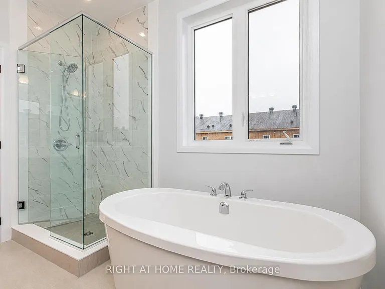 182 Lynn Coulter St — Photo 10
