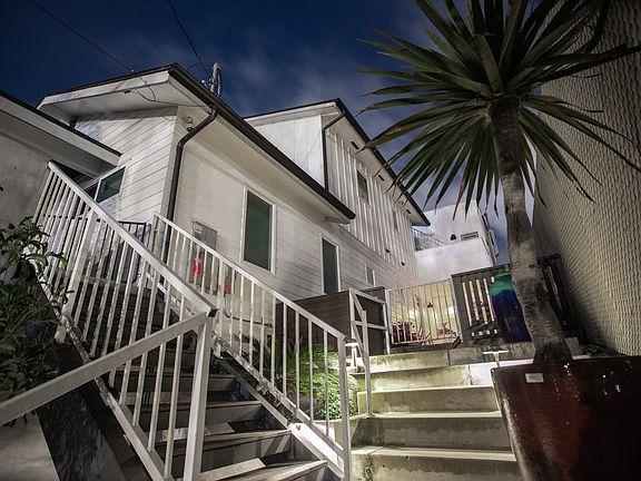 5th image of 410 El Redondo Ave