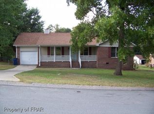 125 Sweet Briar Ln, Raeford, NC 28376