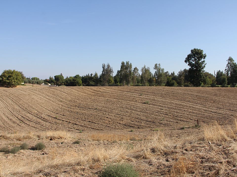 2nd image of O E. Silaxo Rd