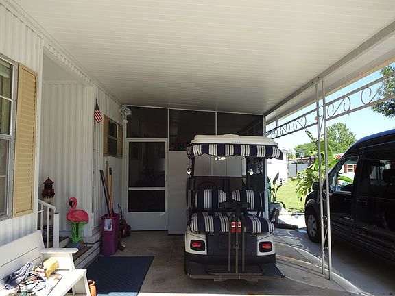 4th image of 3150 NE 36th Ave Lot 499