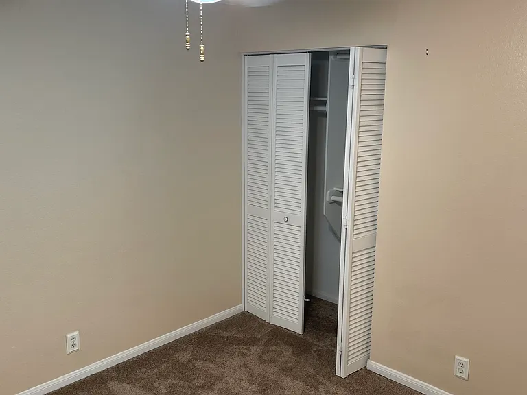 530 Lowewood Pl — Photo 12