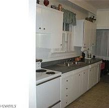 5th image of 2223 Danville St