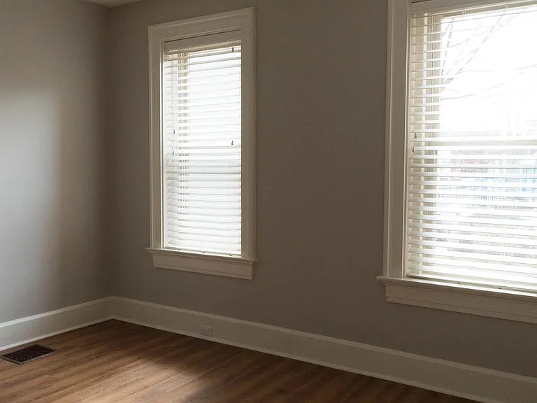 1502 Chase Ave — Photo 7