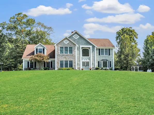 70 Vista View Drive, Southbury, CT 06488
