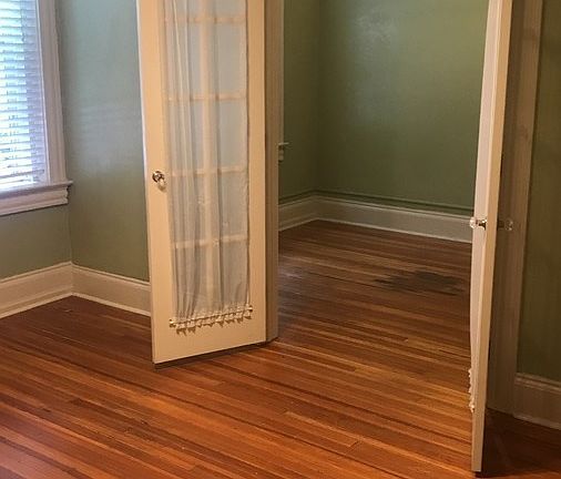 5th image of 1934 Grant St APT 2