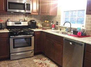 62 Vance Ave, Sicklerville, NJ 08081