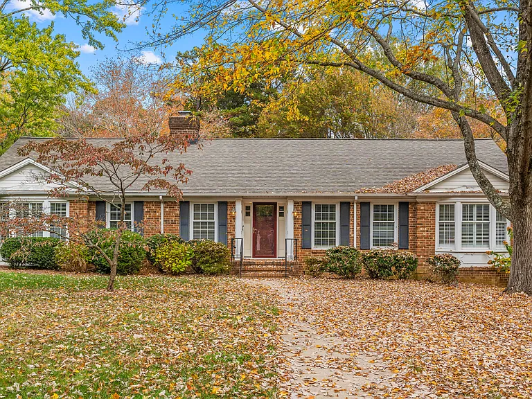 1416 Hobbs Rd — Photo 1